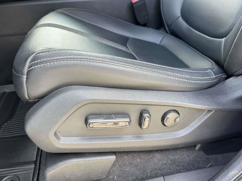 Used 2024 Honda Pilot Touring image 20