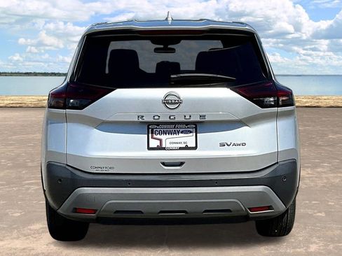 Used 2023 Nissan Rogue SV AWD/4WD image 7
