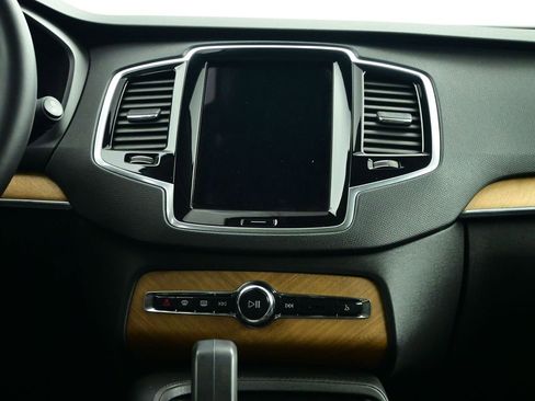 Used 2023 Volvo XC90 B6 Plus w/ Protection Package AWD/4WD image 38