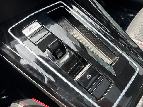Certified 2023 Volkswagen GTI Autobahn FWD image 21