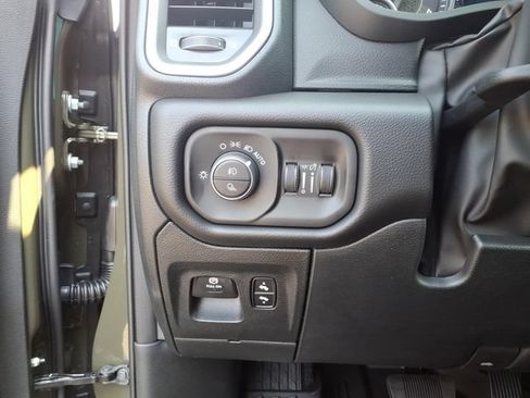 New 2027 RAM 1500 4x4 Crew Cab image 16