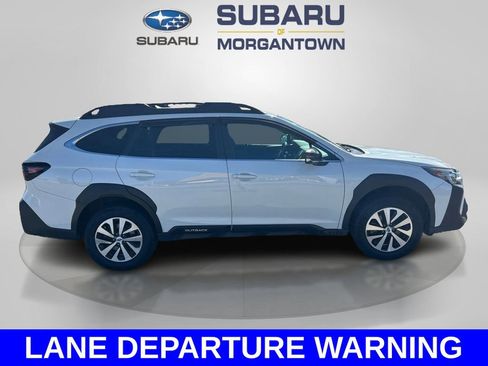 Certified 2025 Subaru Outback Premium image 4