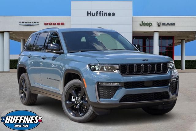 New 2027 Jeep Grand Cherokee Limited RWD image 1