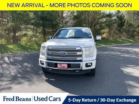 Used 2015 Ford F150 Platinum w/ Equipment Group 701A Luxury image 6