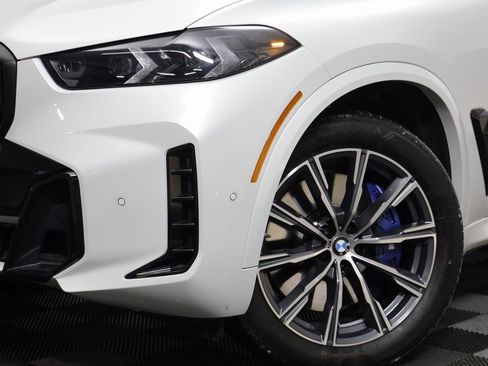 Used 2026 BMW X5 M60i image 3