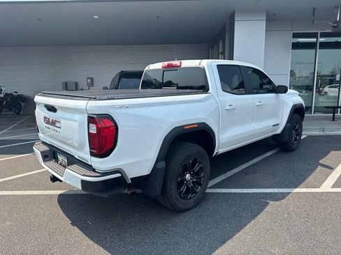 Used 2024 GMC Canyon Elevation w/ Convenience Package AWD/4WD image 3