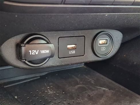 Used 2022 Hyundai Elantra SEL w/ Convenience Package image 24