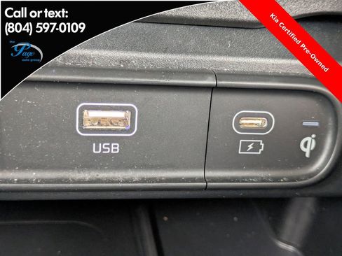 Used 2024 Kia Telluride EX image 23