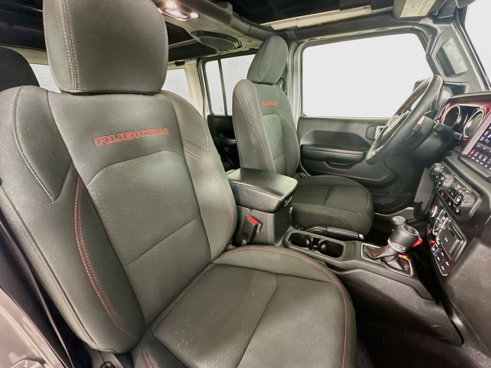 Used 2021 Jeep Wrangler Unlimited Rubicon AWD/4WD image 43