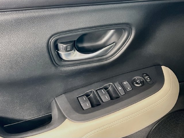 Used 2024 Honda HR-V LX image 21