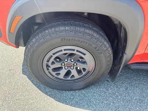 Used 2025 Nissan Frontier PRO-4X w/ Interior Protection Package AWD/4WD image 13