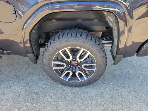 New 2026 GMC Sierra 1500 AT4 w/ AT4 Premium Package image 9