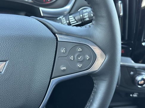 Used 2022 Chevrolet Traverse Premier image 12