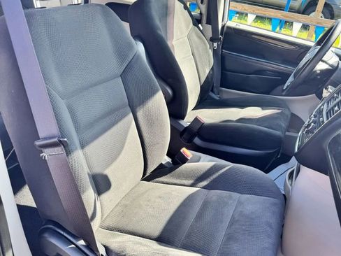 Used 2015 Dodge Grand Caravan SE w/ Quick Order Package 29E SE image 17