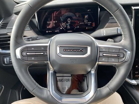 Used 2025 GMC Acadia Denali w/ LPO, Floor Liner Package AWD/4WD image 16