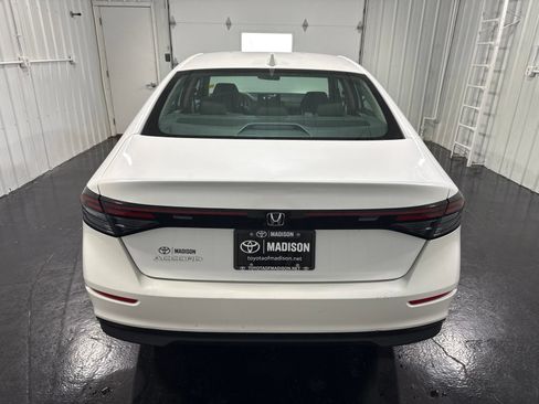 Used 2024 Honda Accord EX image 40