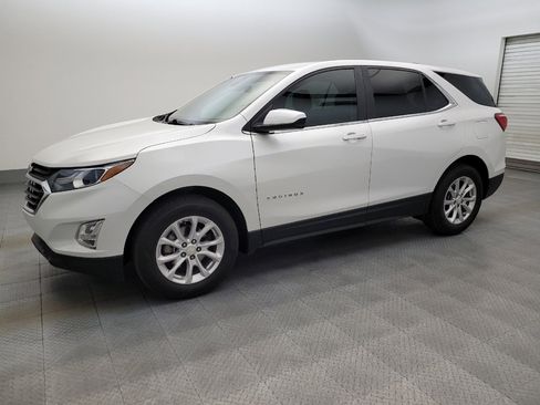 Used 2021 Chevrolet Equinox LT w/ LPO, Floor Liner Package FWD image 2