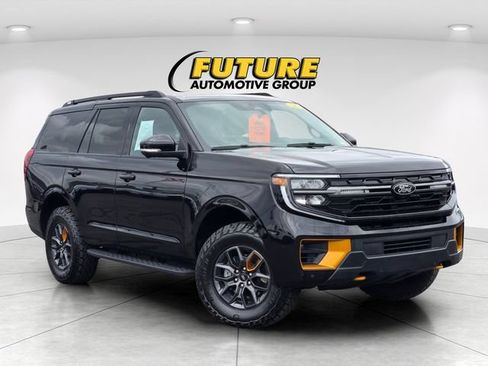 Used 2026 Ford Expedition Tremor AWD/4WD image 1