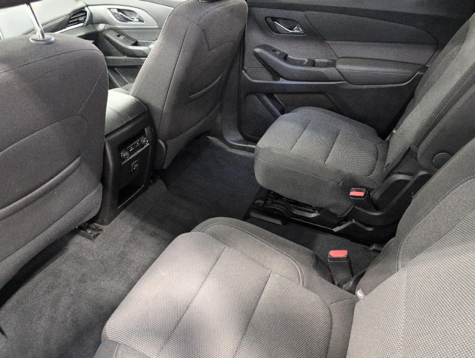 Used 2023 Chevrolet Traverse LT w/ LPO, Floor Liner Package AWD/4WD image 21