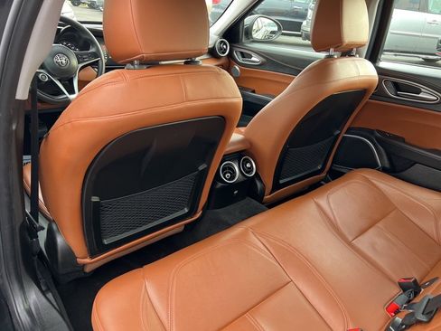 Used 2018 Alfa Romeo Giulia Ti w/ TI Leather Package image 28