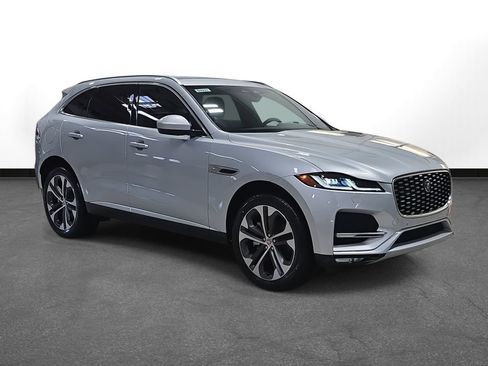 Used 2023 Jaguar F-PACE S image 4