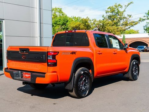 New 2025 Nissan Frontier PRO-4X w/ Pro Premium Package image 6