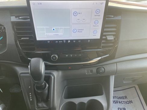 Used 2023 Ford Transit 350 XLT image 28