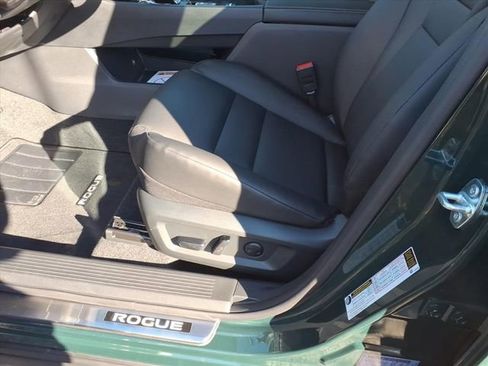 New 2026 Nissan Rogue SV image 6