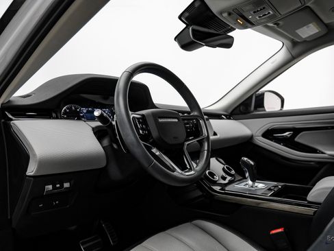 Used 2023 Land Rover Range Rover Evoque R-Dynamic S image 27