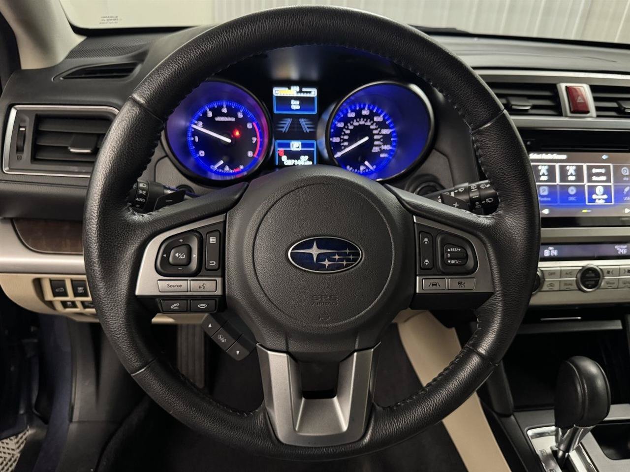 Used 2017 Subaru Outback 2.5i Limited AWD/4WD image 14