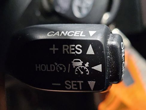 Used 2023 Toyota Tacoma SR image 31