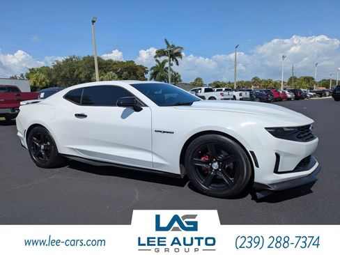 Used 2023 Chevrolet Camaro LT RWD image 1