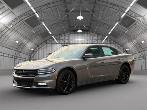 Used 2021 Dodge Charger SXT w/ Cold Weather Package AWD/4WD image 3