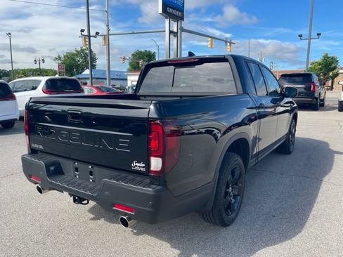 Used 2025 Honda Ridgeline Black Edition image 3