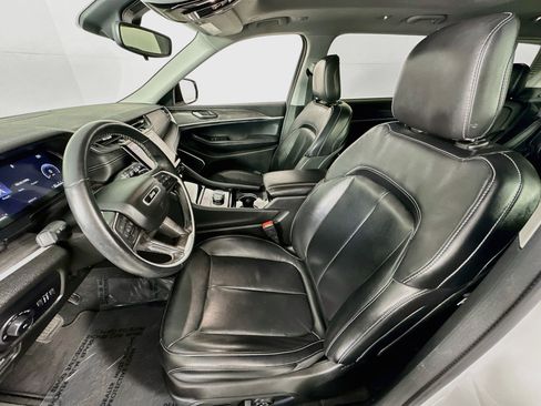 Used 2021 Jeep Grand Cherokee L Limited RWD image 22