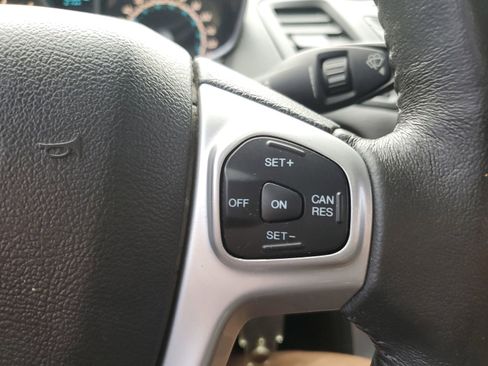 Used 2015 Ford Fiesta SE FWD image 21
