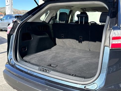 Used 2022 Ford Edge SEL w/ Sport Appearance Package image 13