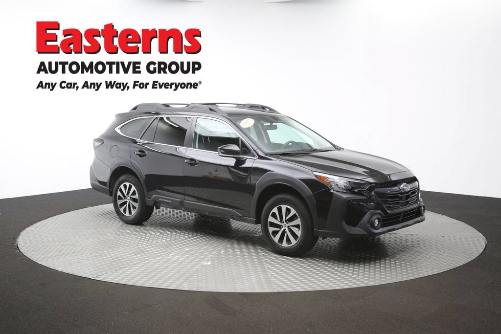 Used 2023 Subaru Outback Premium AWD/4WD image 47