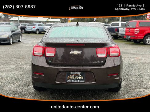 Used 2015 Chevrolet Malibu LT w/ Power Convenience Package image 3