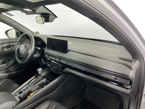 Used 2023 Honda Accord Sport image 25