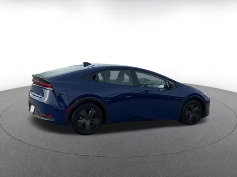 Used 2025 Toyota Prius LE image 15