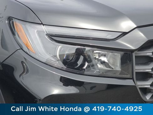 Used 2023 Honda Passport TrailSport image 11