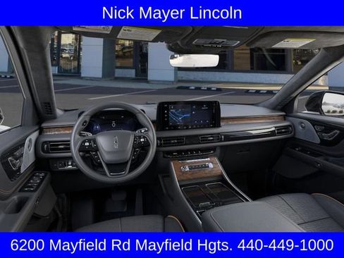 New 2025 Lincoln Aviator Black Label image 9