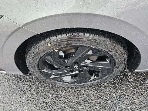 New 2026 Hyundai Elantra Sport FWD image 16