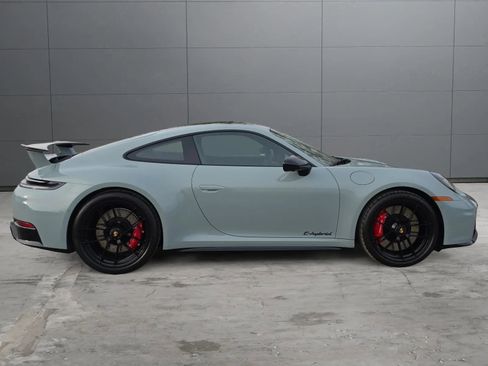 Used 2025 Porsche 911 Carrera 4 GTS image 6