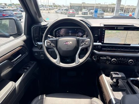 New 2026 Chevrolet Silverado 1500 LT Trail Boss w/ LT Trail Boss Premium Package AWD/4WD image 14