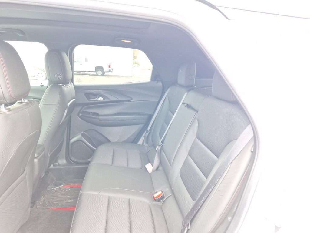 Used 2023 Chevrolet TrailBlazer RS w/ Sun and Liftgate Package AWD/4WD image 11