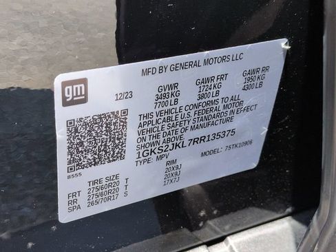 Used 2024 GMC Yukon XL Denali AWD/4WD image 31