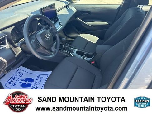 Used 2024 Toyota Corolla LE FWD image 12