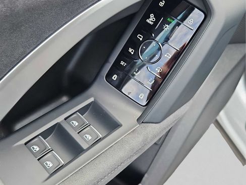 New 2026 Audi SQ5 Premium Plus AWD/4WD image 6